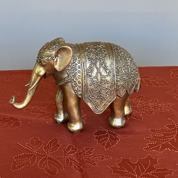 Decorative Brass tone Elephant Figurine - Picture 2 of 8